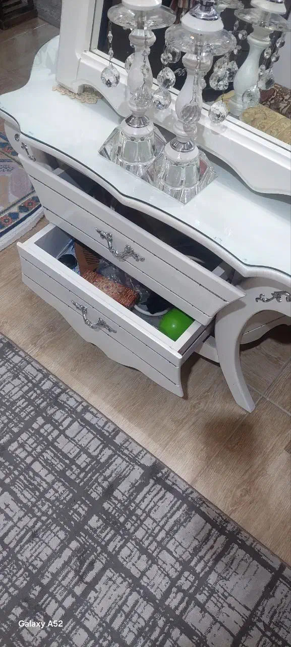 اینه|آینه|اصفهان, فردوان|دیوار