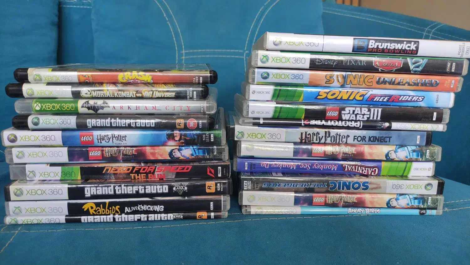 مجموعه بازی‌های ایکس باکس ۳۶۰ همراه بازی GTAV|کنسول، بازی ویدئویی و آنلاین|شیراز, فرگاز|دیوار