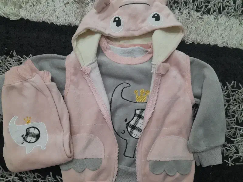 لباس گرم|کفش و لباس بچه|مشهد, سجادیه|دیوار