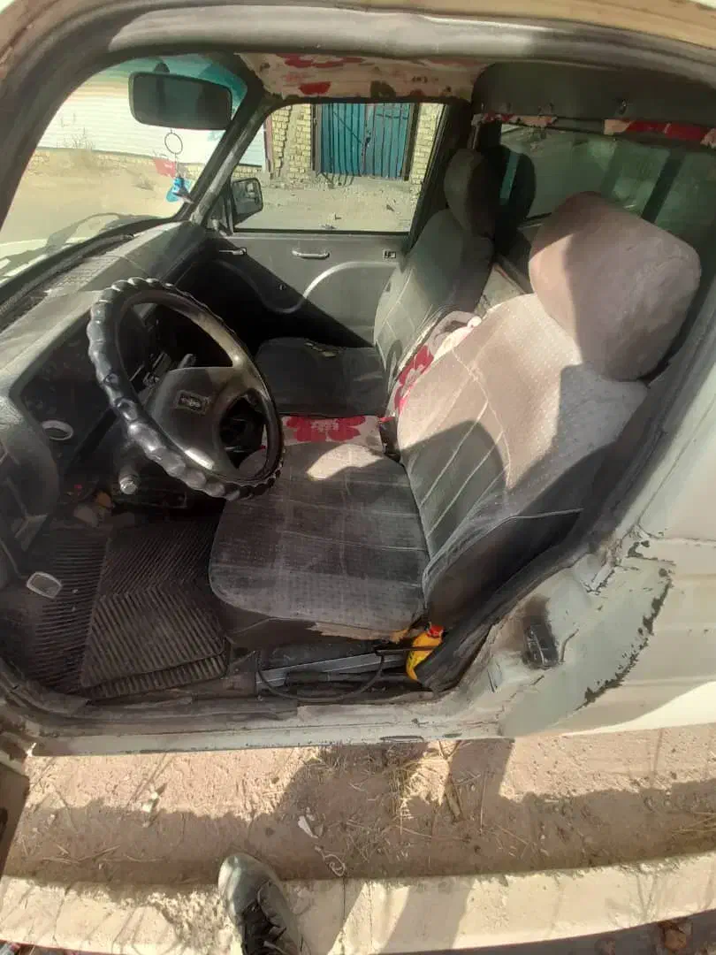 پیکان وانت فروشی مدل82|خودرو سواری و وانت|بروجرد, |دیوار