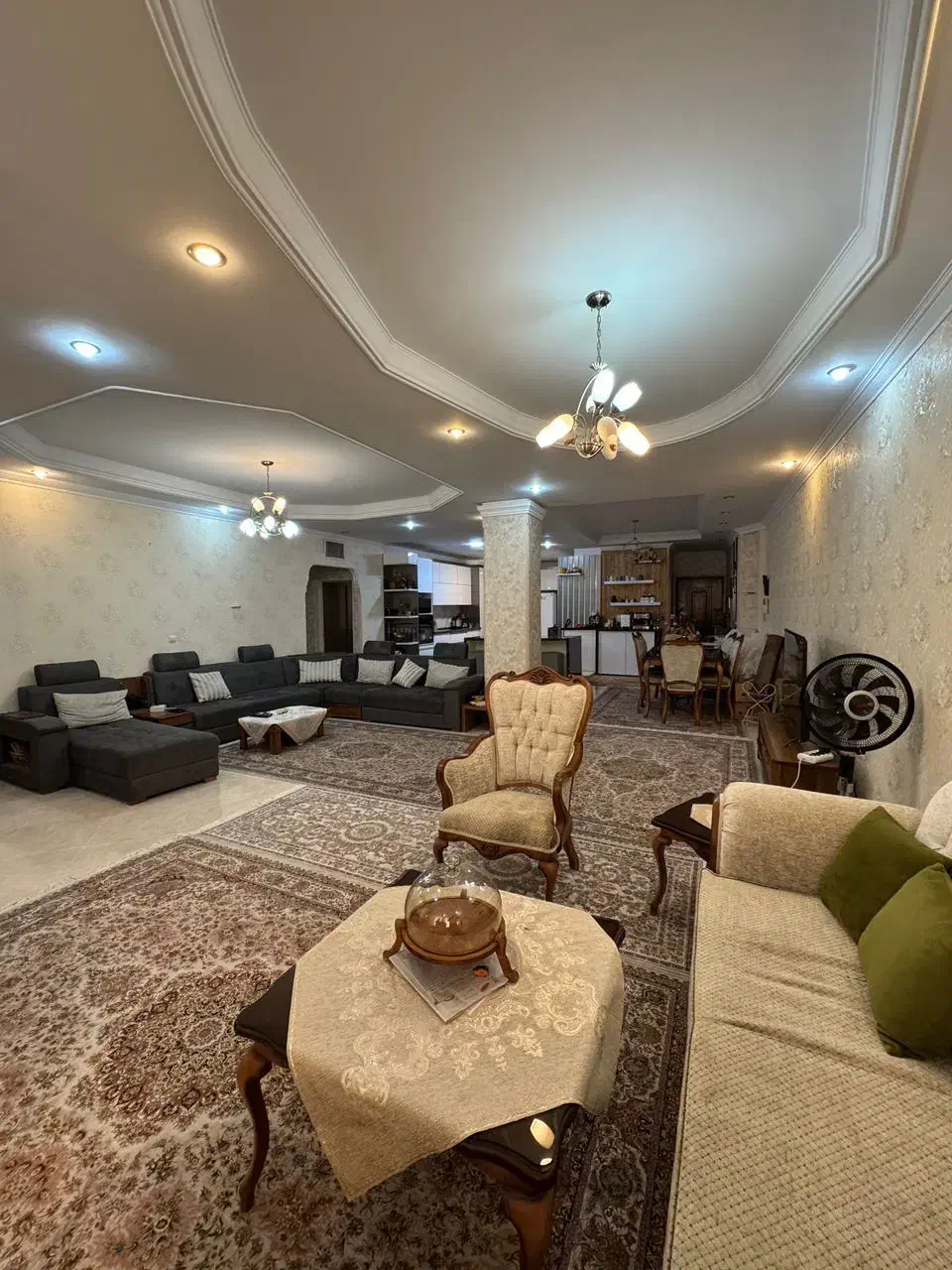 واحد۱۶۰ متری با سالن بزرگ و آشپزخانه مدرن/بوستان ۵|اجارهٔ آپارتمان|کرج, باغستان|دیوار