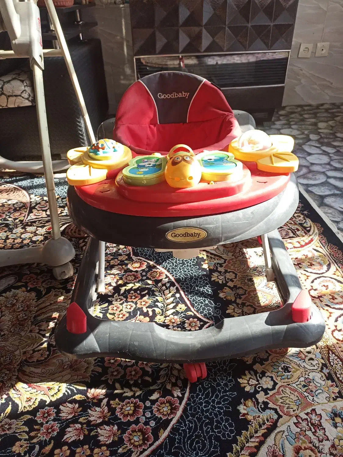 لوازم کودک|اسباب و اثاث بچه|شیراز, ده پیاله|دیوار