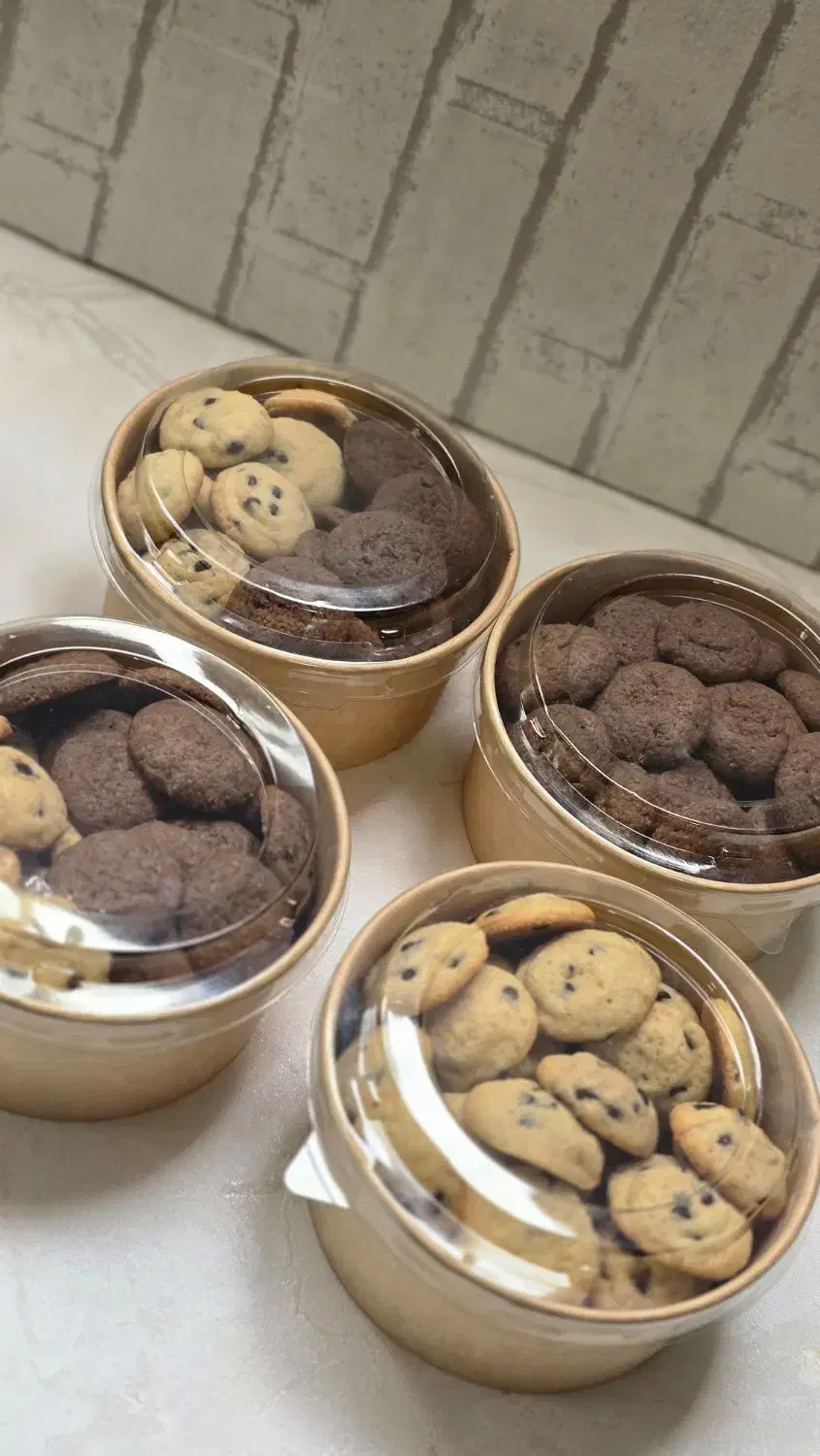 کیک و کوکی با کیفیت و طعمی باورنکردنی و جشن مدارس|خوردنی و آشامیدنی|مشهد, هنرور|دیوار