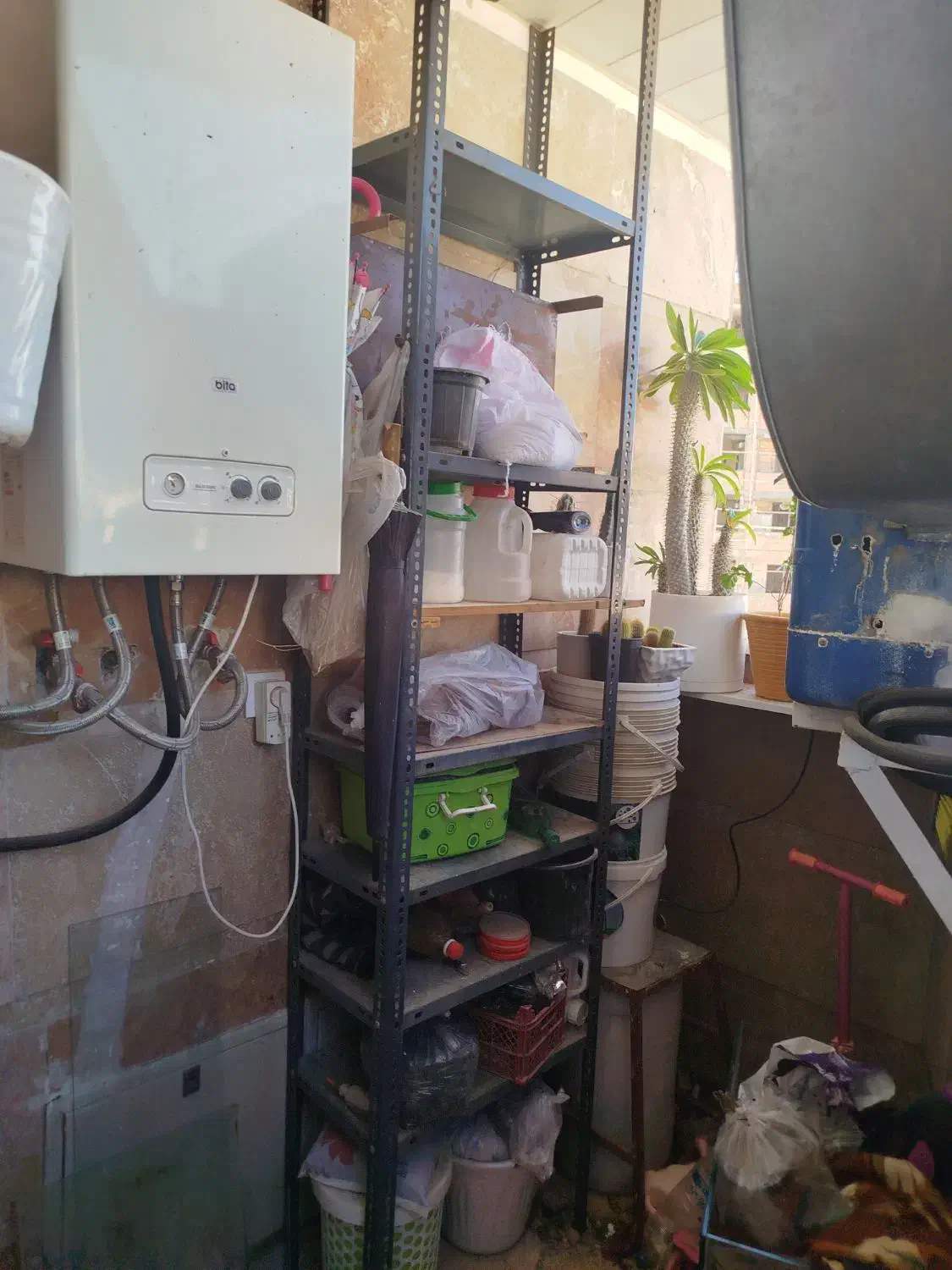 قفسه فلزی در حد نو|کتابخانه، شلف، قفسههای دیواری|ایلام, |دیوار