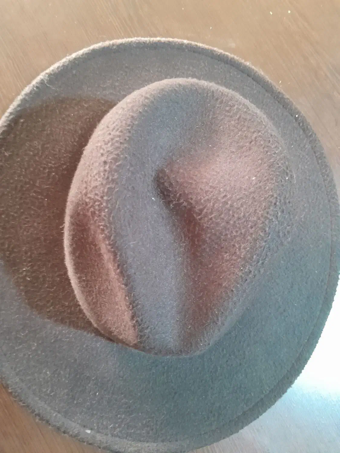 کلاه|لباس|شیراز, معالی‌آباد|دیوار