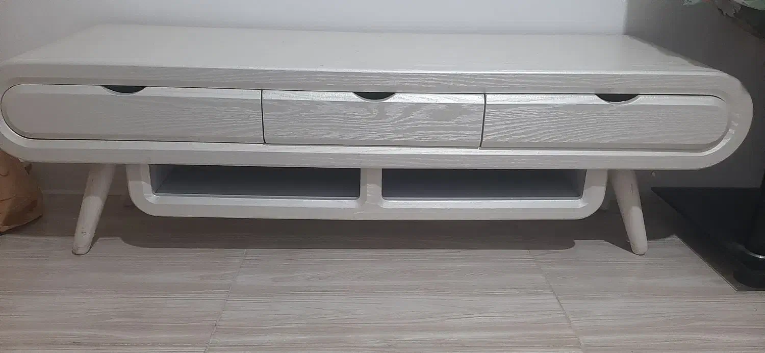 میز تلوزیون|میز تلویزیون|بندر انزلی, پیل علی باغ|دیوار