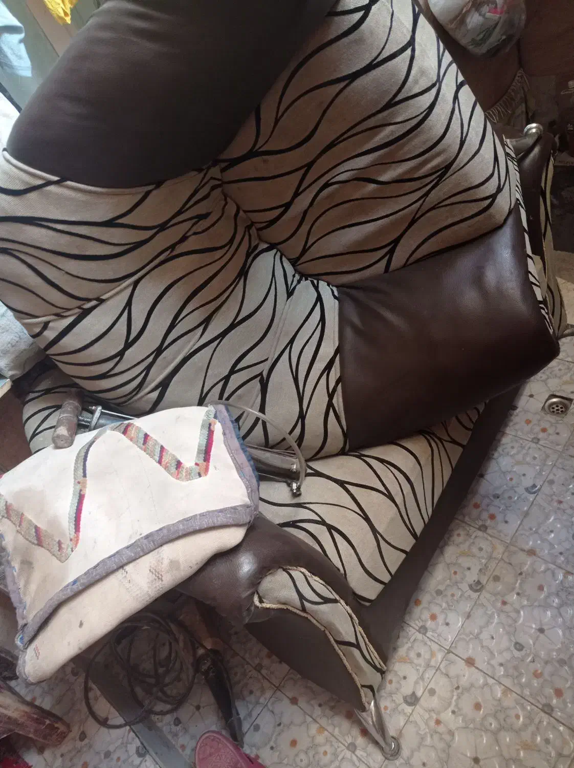 مبل 7 نفره|مبلمان خانگی و میز عسلی|قم, چهل اختران|دیوار