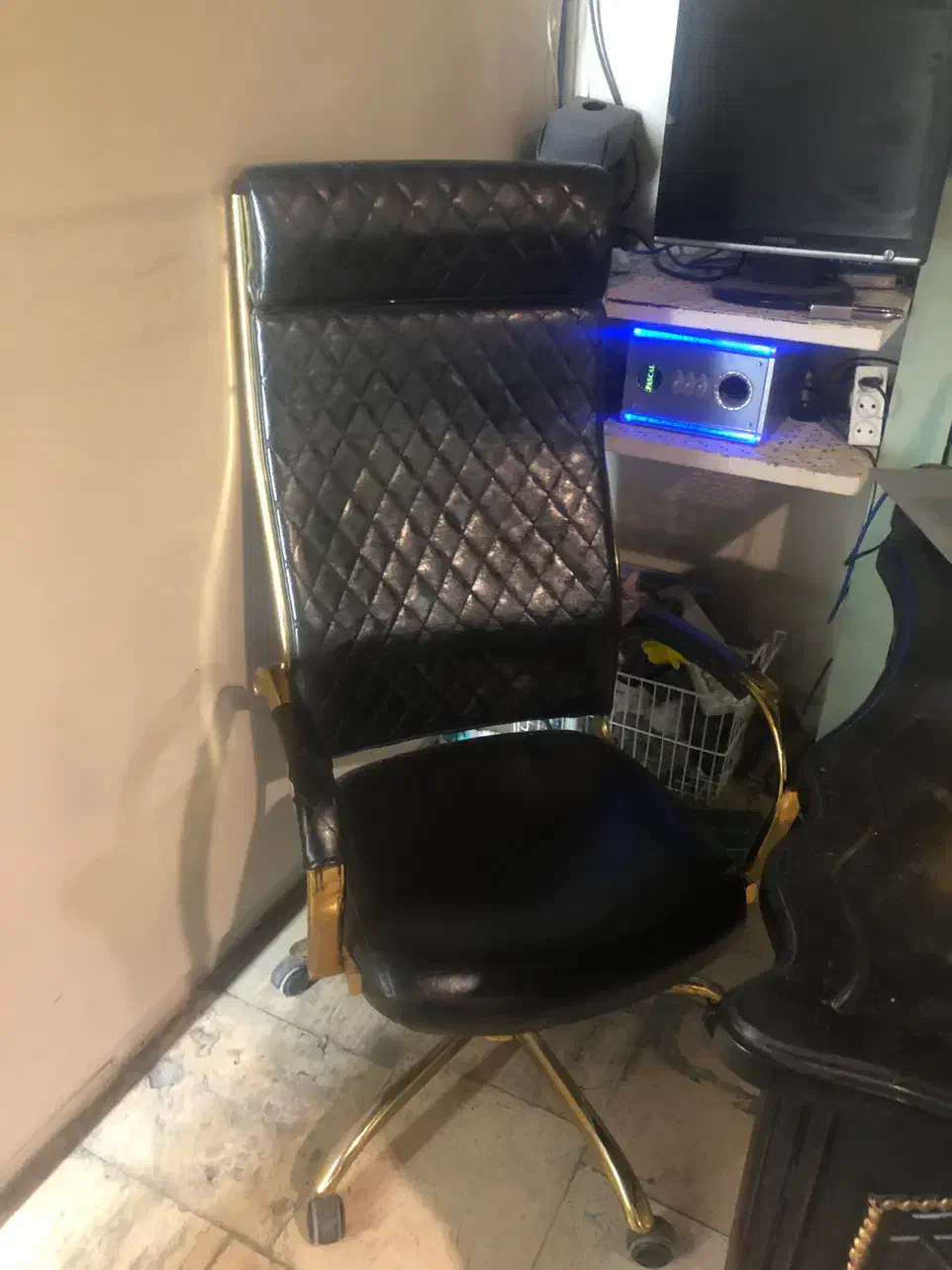 میز و صندلی مدیریتی|مبلمان اداری|مشهد, الهیه|دیوار