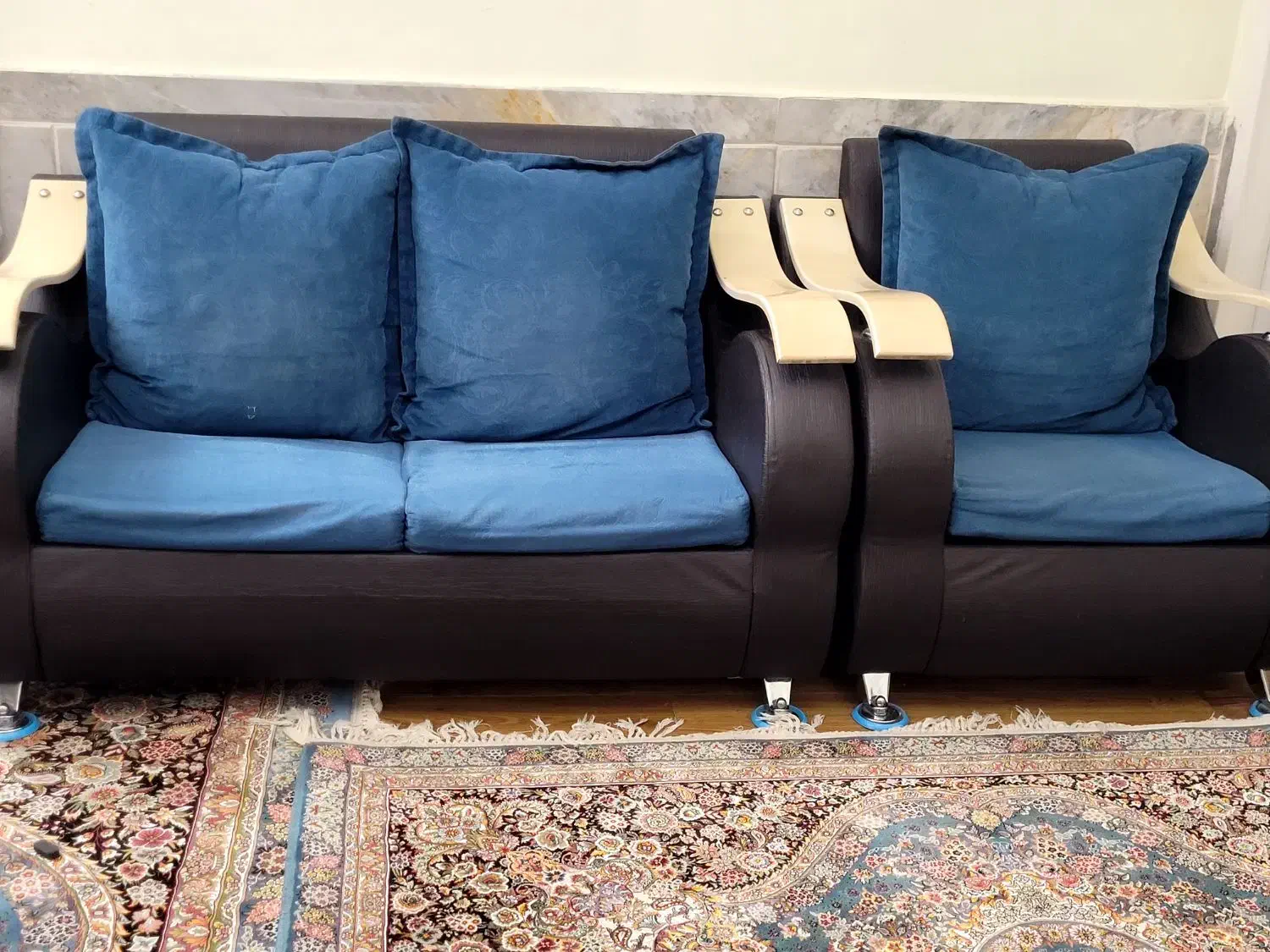 مبل راحتی|مبلمان خانگی و میز عسلی|شیروان (خراسان), |دیوار