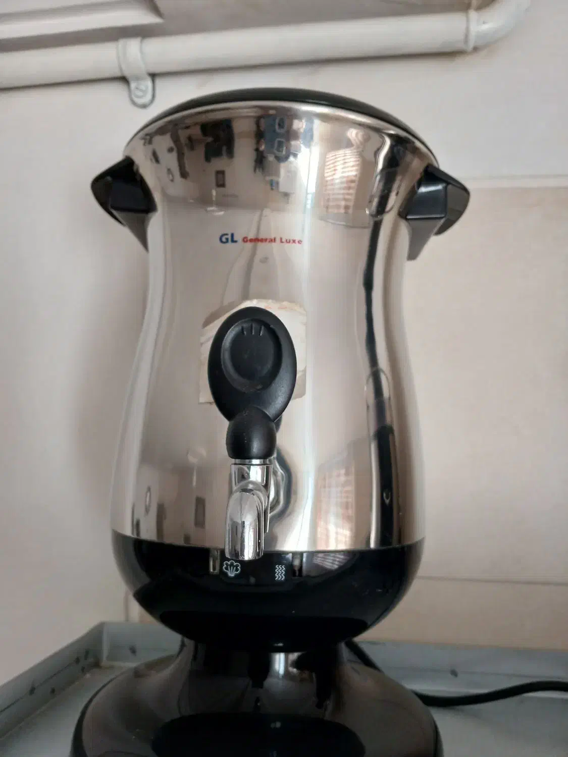 سماوربرقی ومیزتلویزیون|سماور، چای‌ساز، قهوه‌ساز|بروجرد, |دیوار