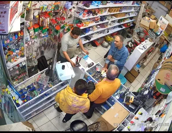 پکیج دوربین مداربسته گارانتی اصلی- تسویه تیر ۱۴۰۵|دوربین مداربسته|گرگان, |دیوار