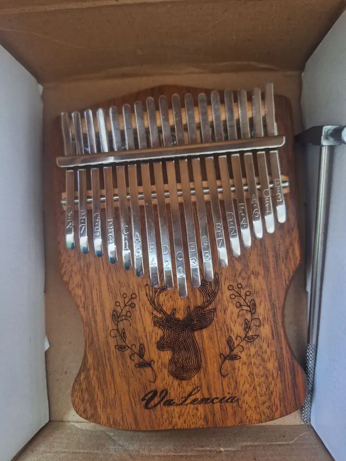 ساز کالیمبا نو|سازهای سنتی|بروجرد, |دیوار