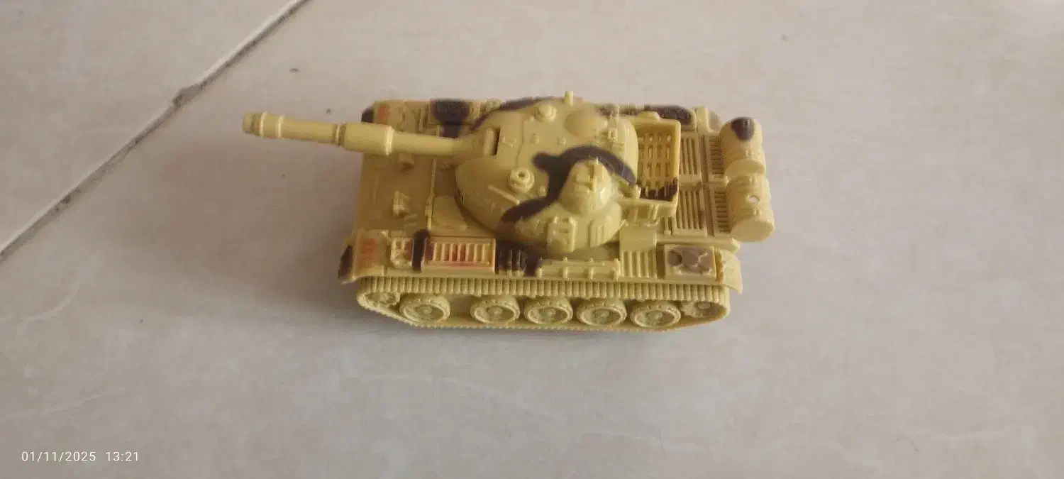 ماشین و تفنگ|اسباببازی بچه|پاکدشت, خاتون آباد|دیوار