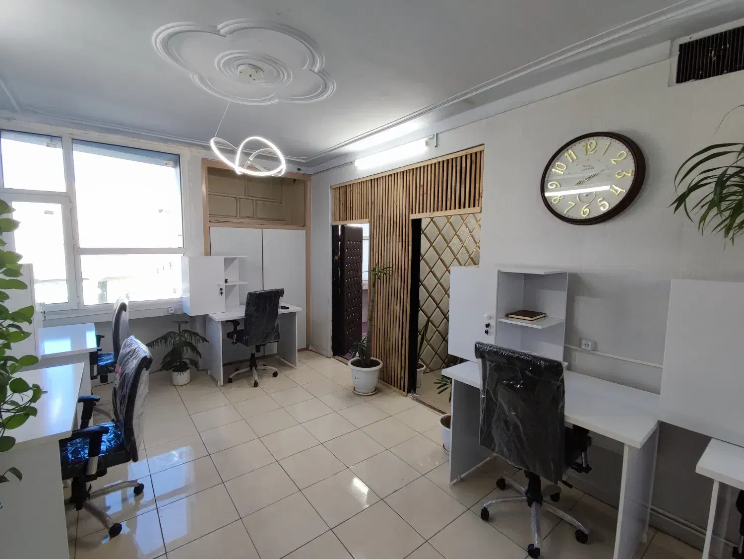 استخدام منشی و مراقب پانسیون مطالعاتی|استخدام آموزشی|قزوین, |دیوار