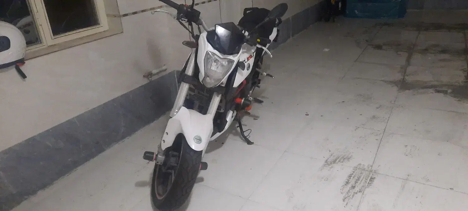 موتور بنلی ۲۵۰ تک سیلندر|موتورسیکلت|تبریز, |دیوار