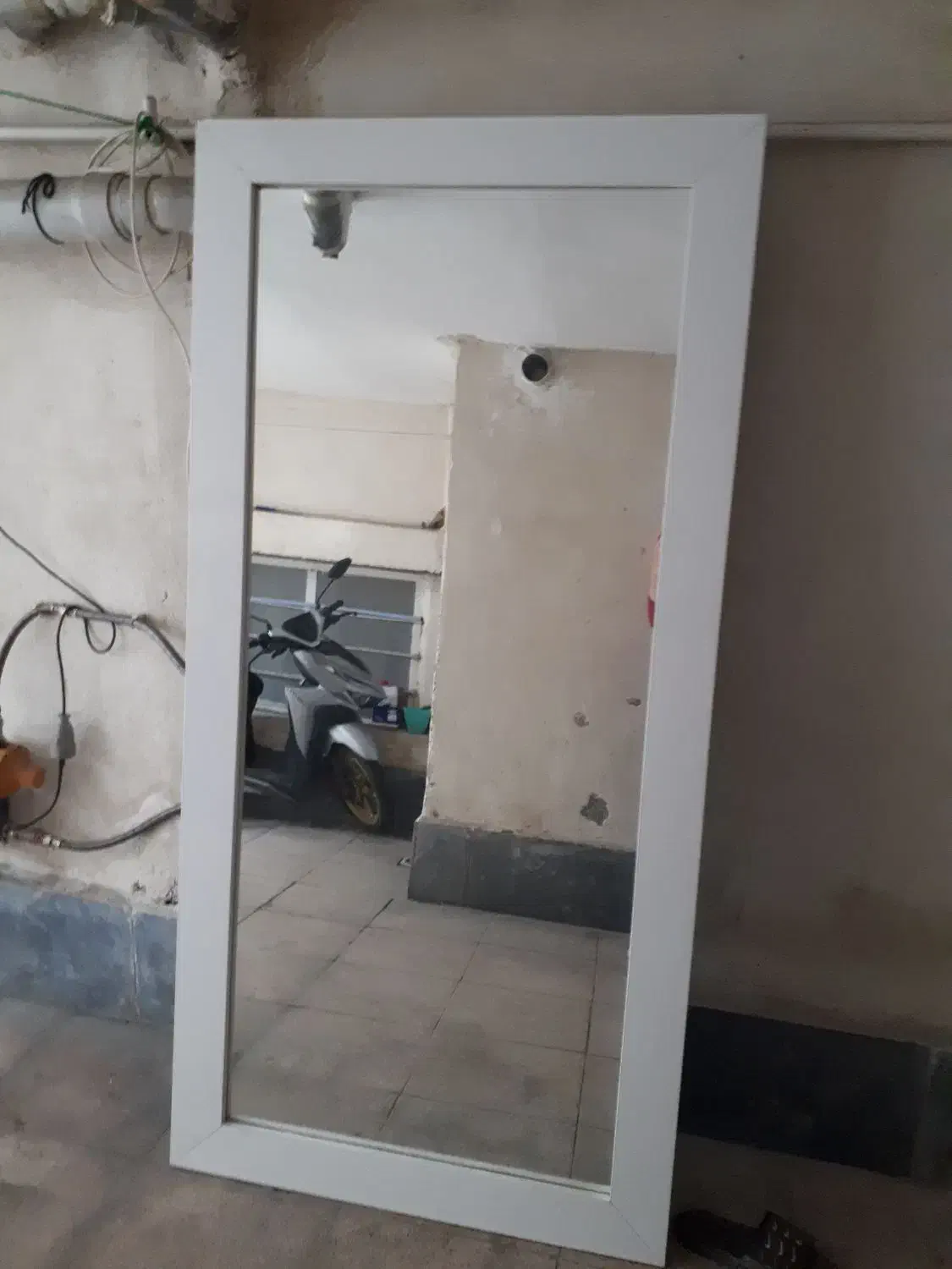 آینه قدی|آینه|تاکستان, |دیوار