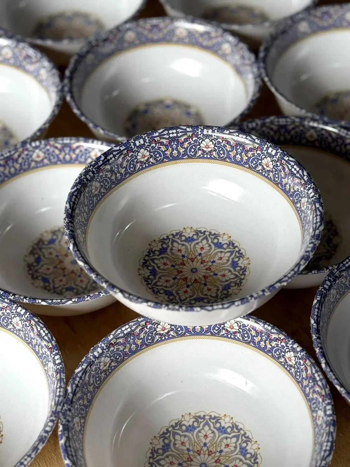 ملامین طرح افشان|ظروف سرو و پذیرایی|پاکدشت, خاتون آباد|دیوار