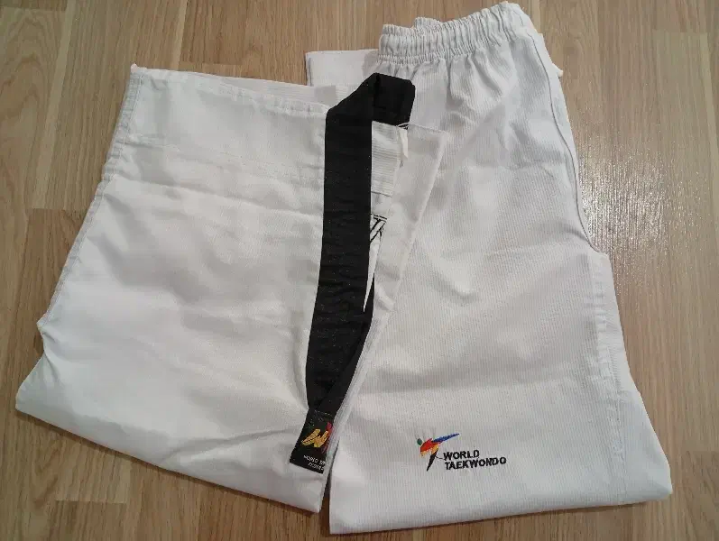 لباس تکواندو در حد نو|لباس|زنجان, |دیوار