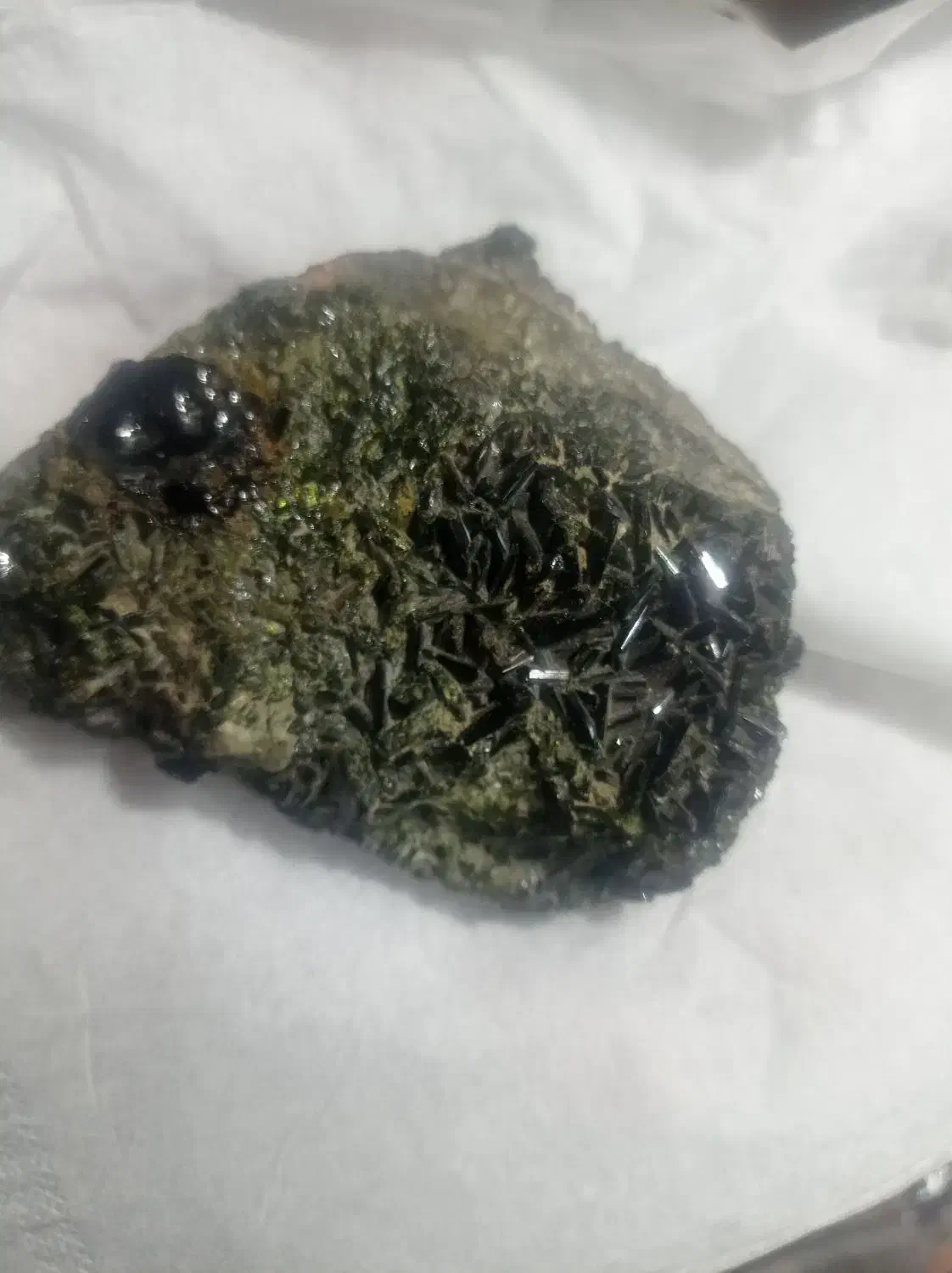 سنگ جواهر|کلکسیون اشیاء عتیقه|باقرشهر, |دیوار