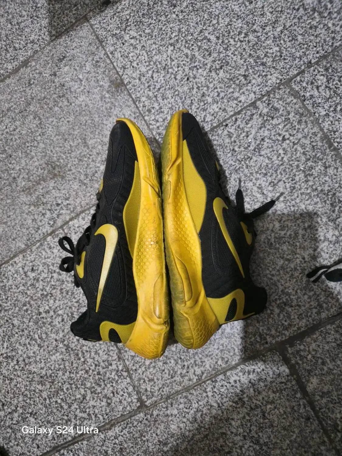 کفش نایک ورزشی|کیف، کفش، کمربند|مشهد, هنرور|دیوار