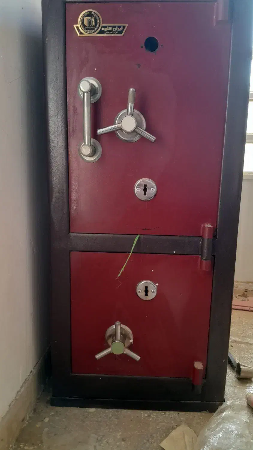 گاو صندوق دو درب ایران کاوه ۲۵۰کیلویی|فروشگاه و مغازه|مهریز, |دیوار