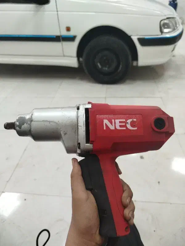 بوکس برقی|ابزارآلات|میانه, |دیوار