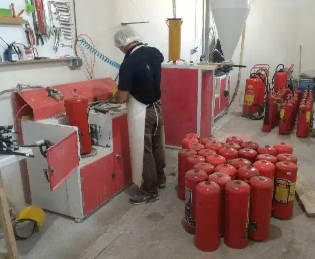 شارژ و سرویس کپسول های آتش نشانی|خدمات پیشه و مهارت|اسلام‌شهر, شهرک سعیدیه|دیوار