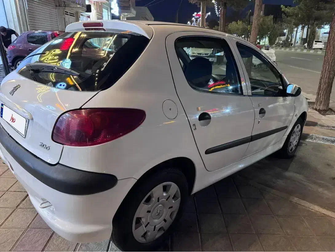 پژو ۲۰۶ تیپ مدل۹۸ دریچه سیمی|خودرو سواری و وانت|رفسنجان, |دیوار