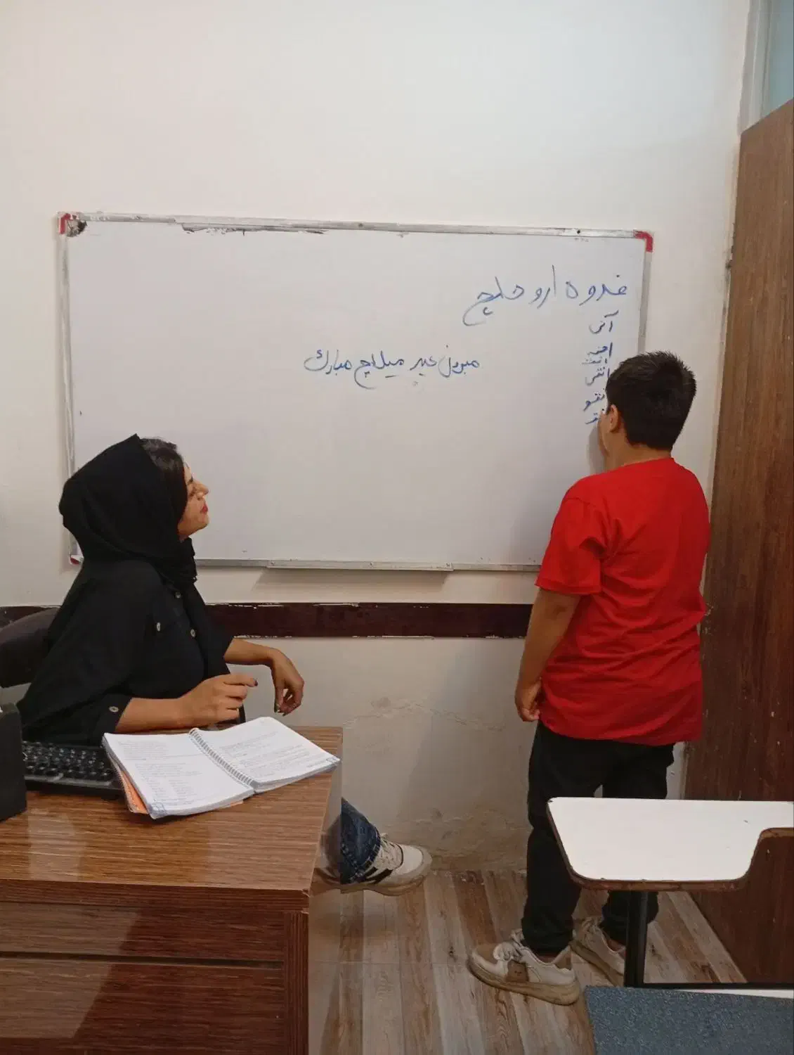 مدرس ومترجم زبان عربی با لهجه عراقی در خدمت شما|خدمات آموزشی|نیشابور, امام خمینی|دیوار