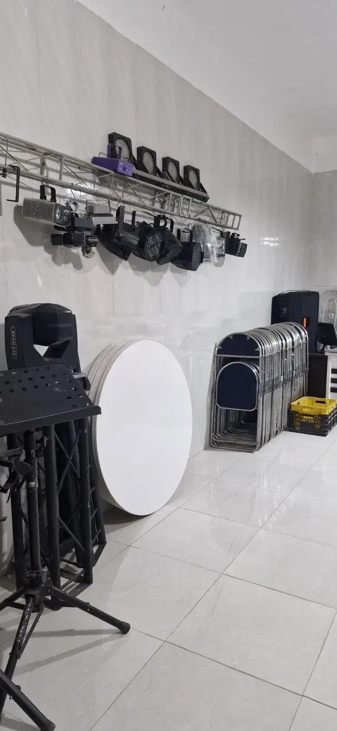 میزو صندلی.باندفلشخور .نورپردازی .جایگاه|خدمات پذیرایی، مراسم|چهارباغ, |دیوار