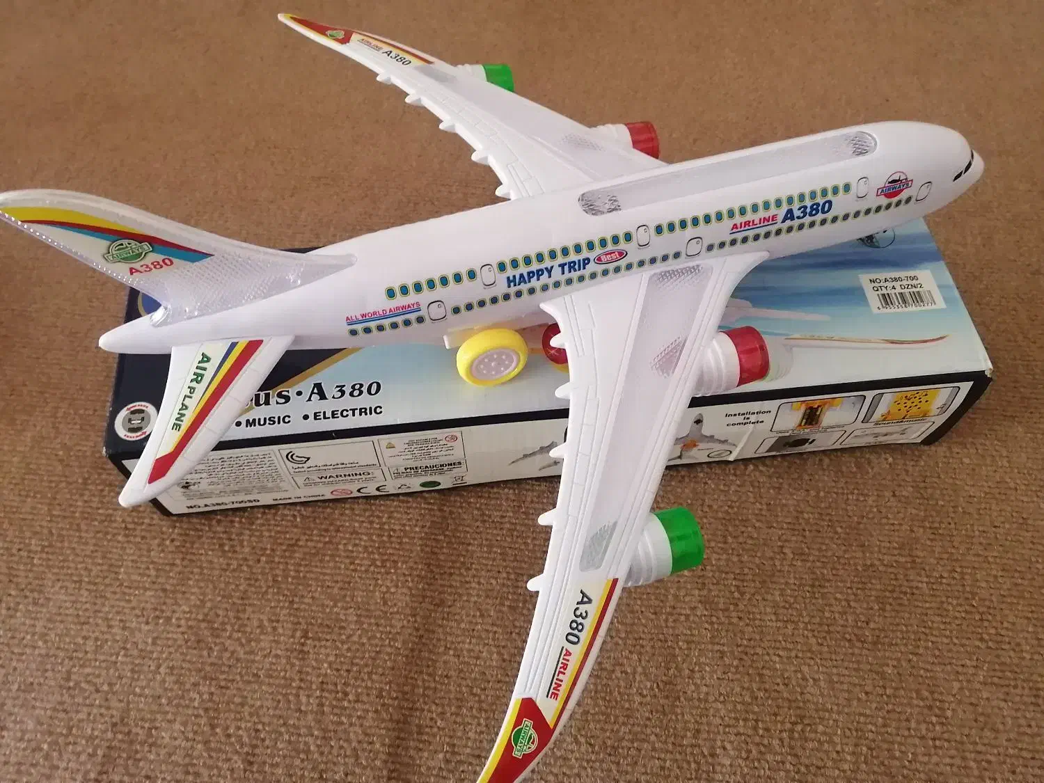 هواپیما گنبد|اسباببازی بچه|گنبد کاووس, |دیوار