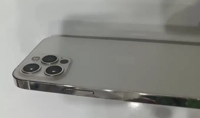 اپل iPhone 12 Pro با حافظهٔ ۲۵۶ گیگ|موبایل|کهنوج, |دیوار