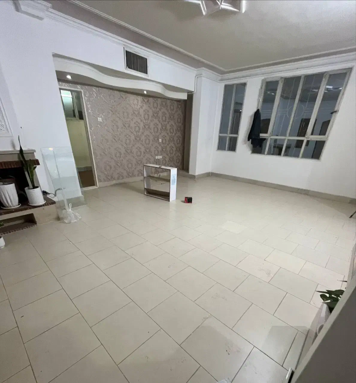 واحد ۱۰۵متری خیابان قائم قائم ۶|فروش آپارتمان|سبزوار, قائم|دیوار