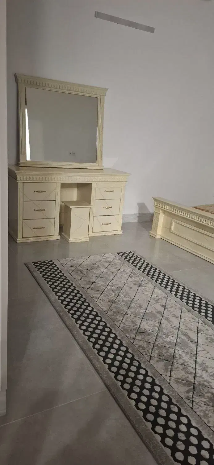 سرویس خواب دونفره|تخت و سرویس خواب|یزد, |دیوار