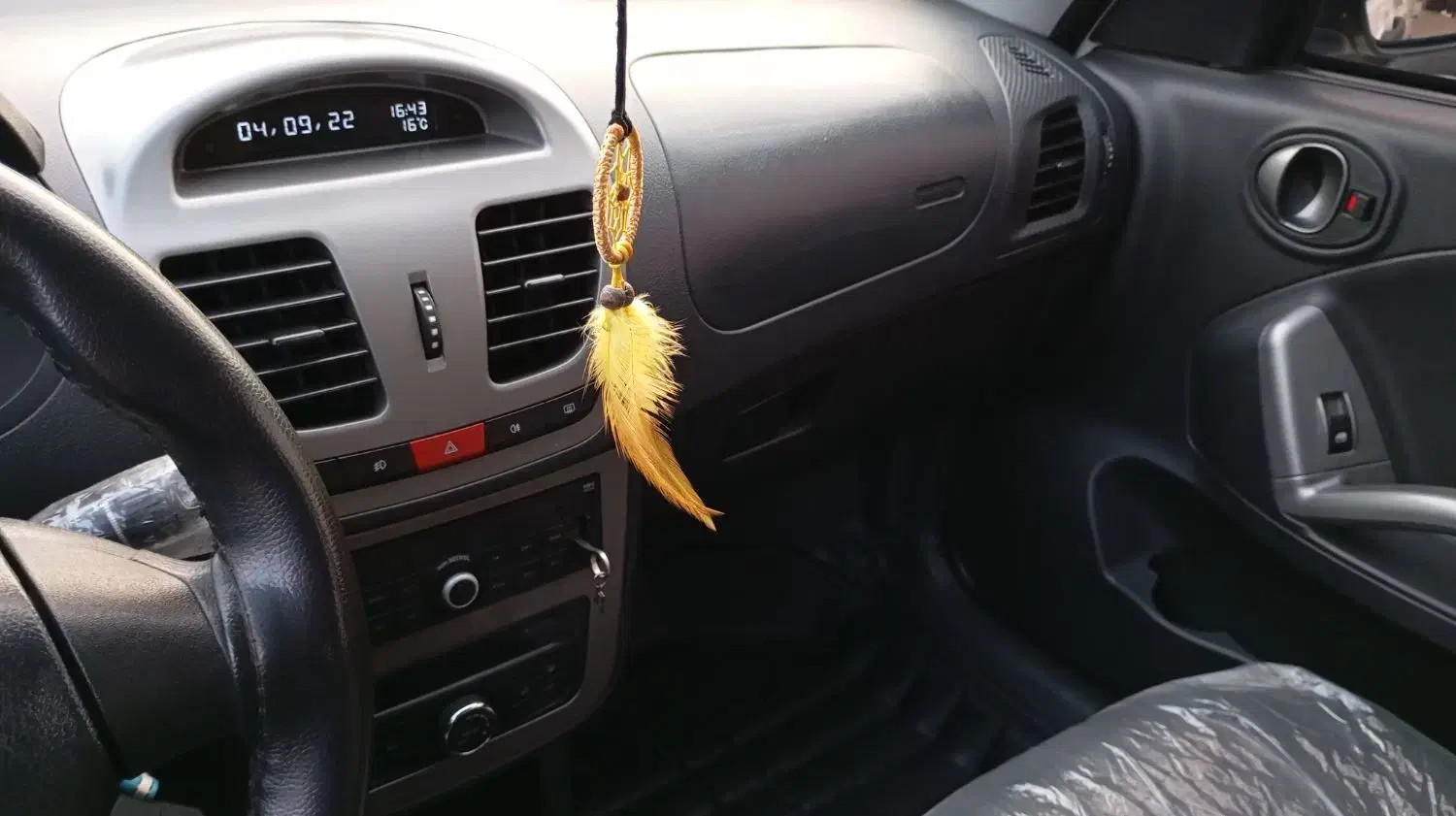 کوییک سفید ساده مدل99|خودرو سواری و وانت|لنگرود, |دیوار