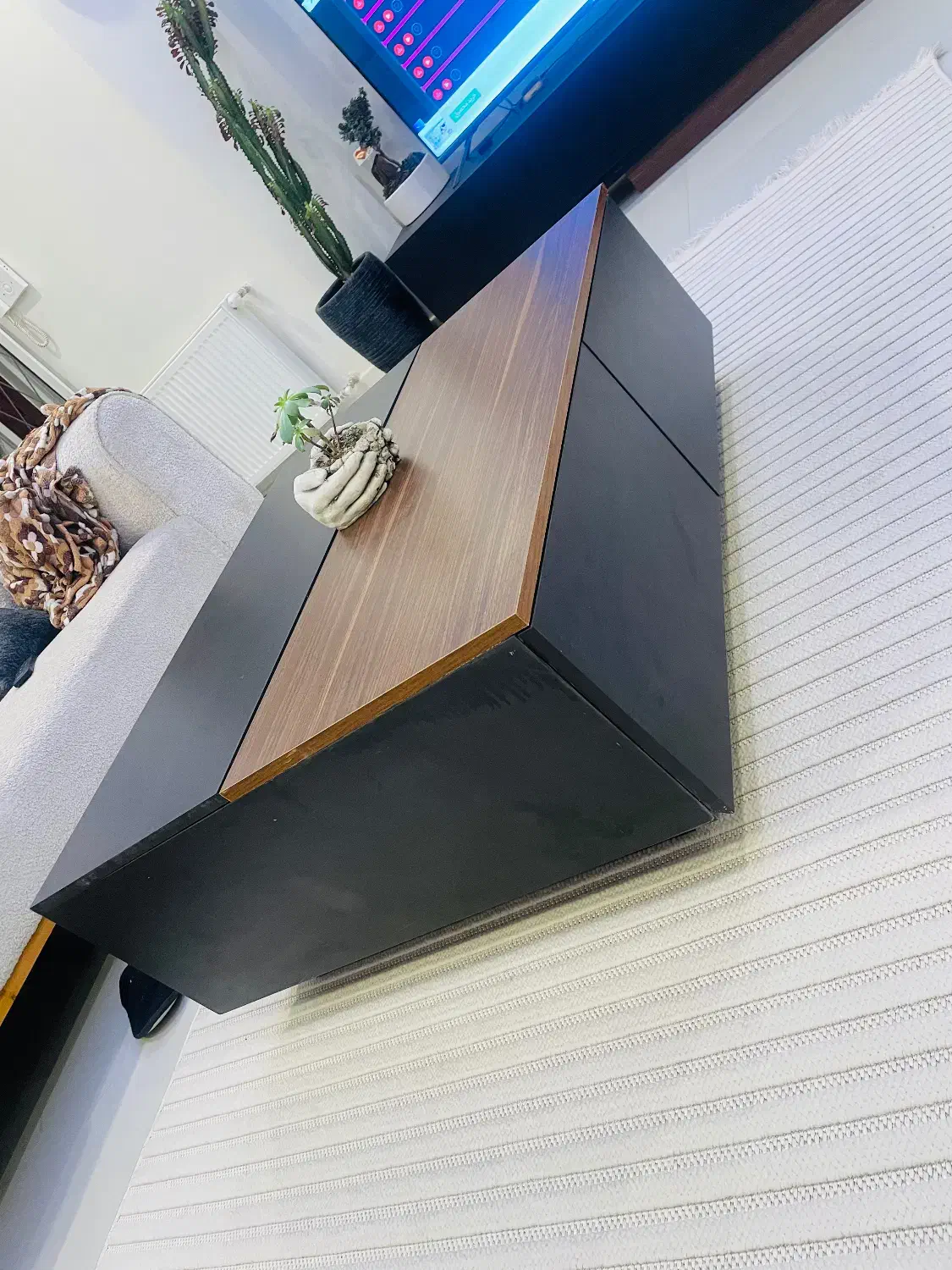 میز وسط پینترسی مینیمال|مبلمان خانگی و میز عسلی|تهران, شهرک نفت|دیوار