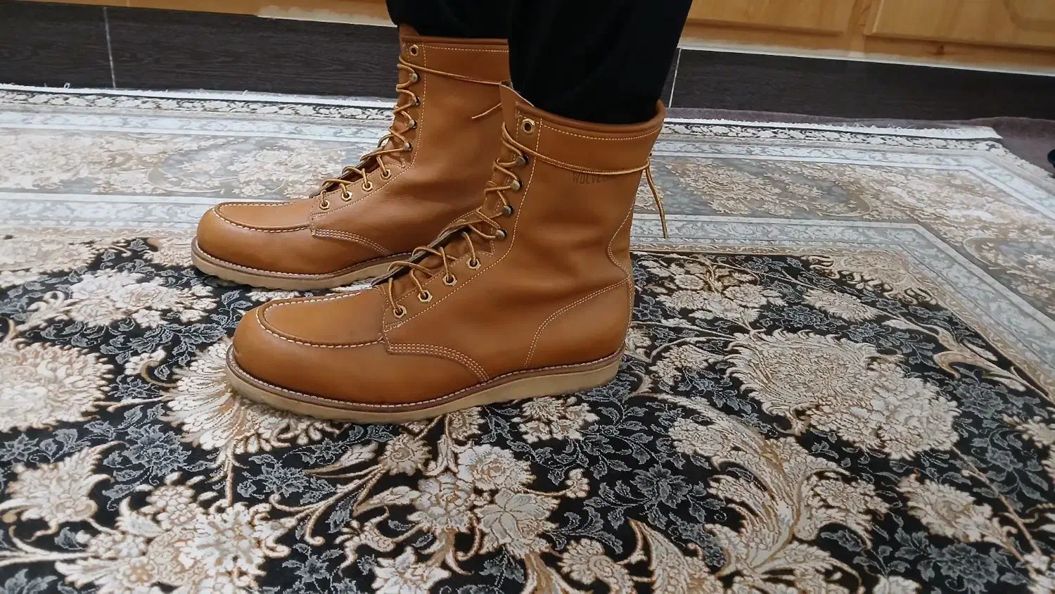 یک‌جفت‌پوتین‌چرم‌به‌سایز۴۵‌....|کیف، کفش، کمربند|گنبد کاووس, |دیوار