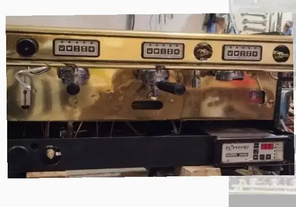 دستگاه قهوه لاسپازیال ۳ گروپ تازه سرویس شده|کافیشاپ و رستوران|تربتحیدریه, آغوی|دیوار