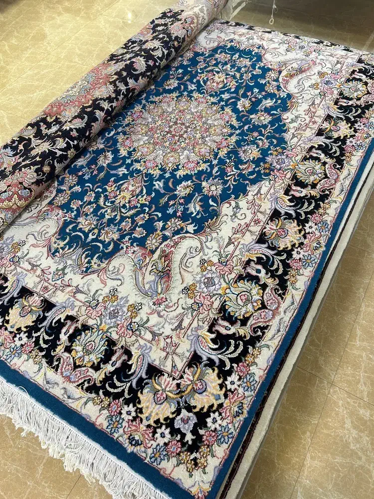 فرش دستبافت نیشابور گل ابریشم|فرش|کرج, چمران|دیوار