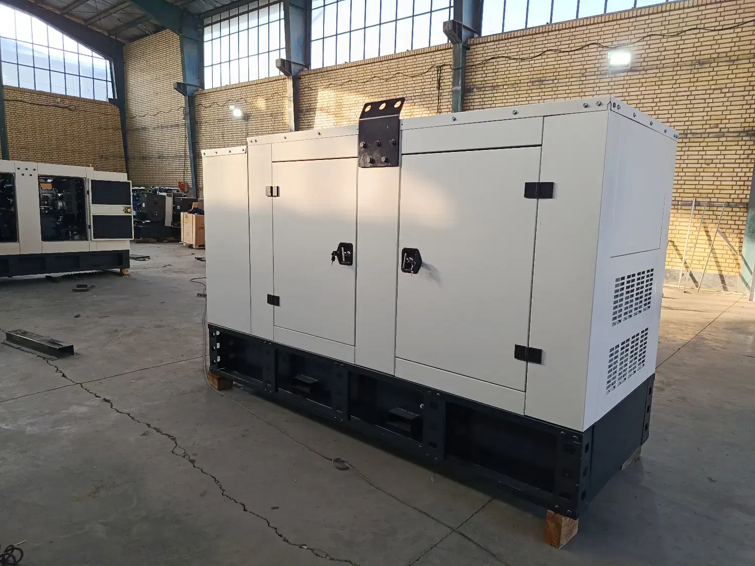 دیزل ژنراتور ۱۱۰ کاوا بادوین با کانوپی|ماشینآلات صنعتی|تهران, شهید رجایی|دیوار