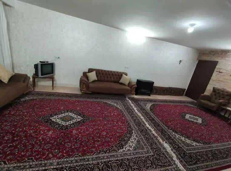 سوئیت جهت اسکان مسافر|اجارهٔ کوتاهمدت آپارتمان و سوئیت|کاشان, باغچه فیض|دیوار