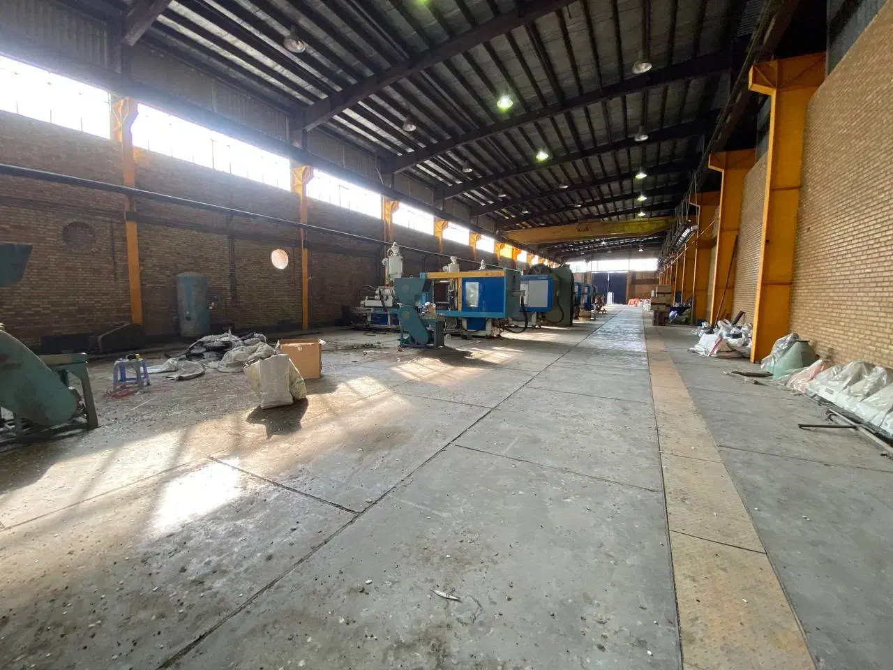 اجاره ۴۵۰۰متر سوله و ۳۵۰متر اداری انبار سهیلیفر|اجارهٔ دفتر صنعتی، کشاورزی، تجاری|تهران, شهرک شهرداری|دیوار