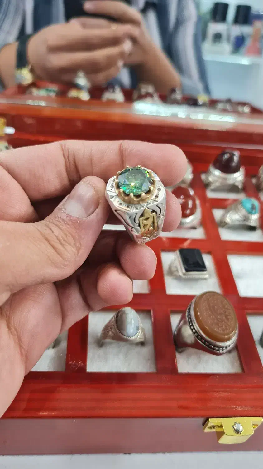 انگشتر موزنایت الماس روس|جواهرات|یزد, |دیوار