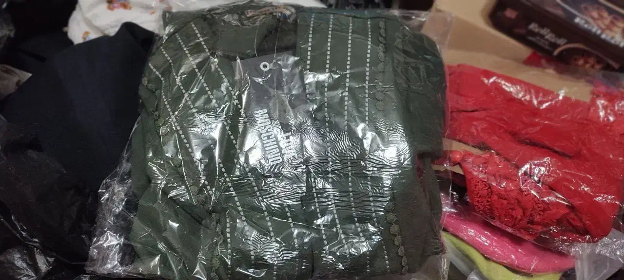 پالتو پاییزی آکبند|لباس|مهاباد (آذربایجان غربی), |دیوار