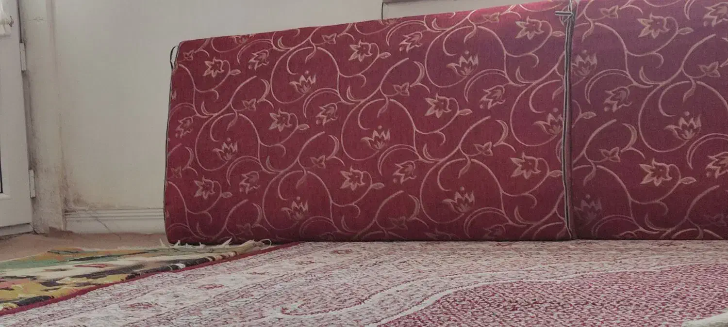 یک جفت پشتی|پشتی|اردبیل, |دیوار