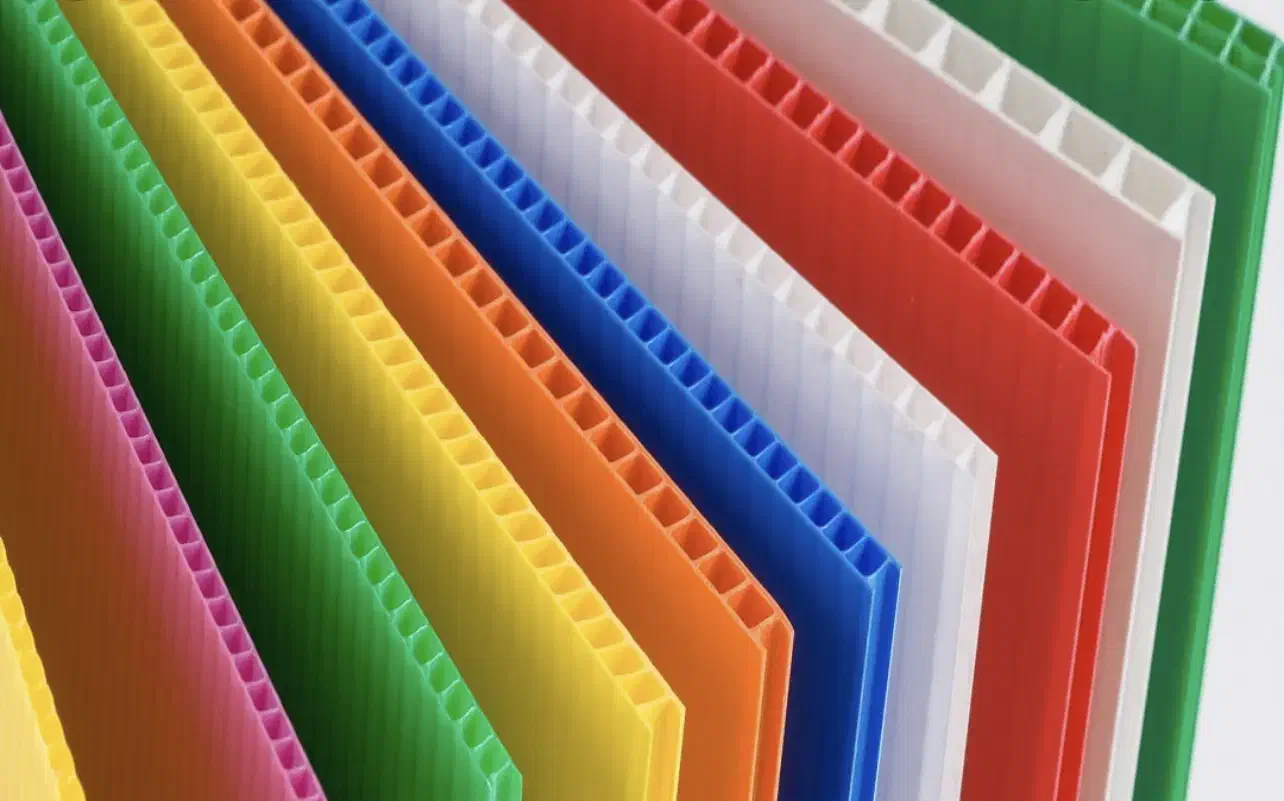 ورق پلی کربنات ،طلق شفاف و رنگی ،کارتن پلاست|عمده‌فروشی|مشهد, عامل|دیوار