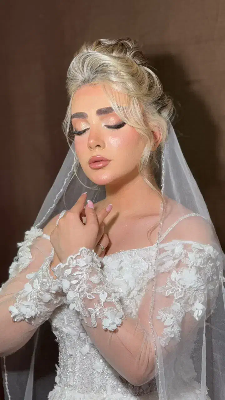 میکاپ شنیون همراهی|خدمات آرایشگری و زیبایی|شیراز, شهرک ولیعصر|دیوار