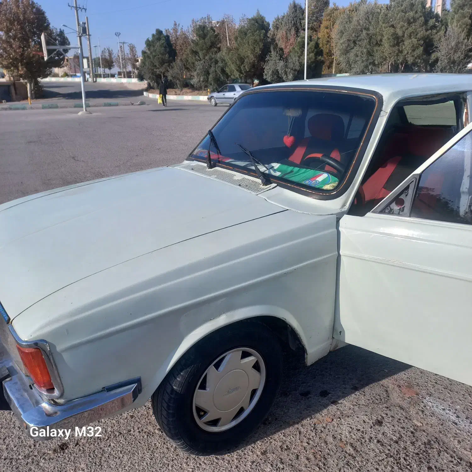 پیکان سواری ۸۳|خودرو سواری و وانت|ابریشم, |دیوار