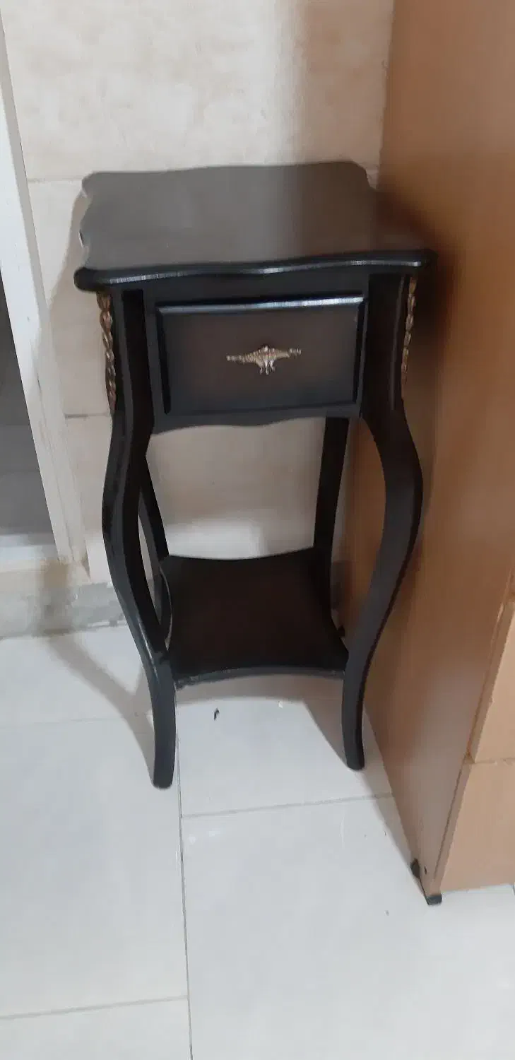 میز تلفن|میز تلفن|اراک, |دیوار