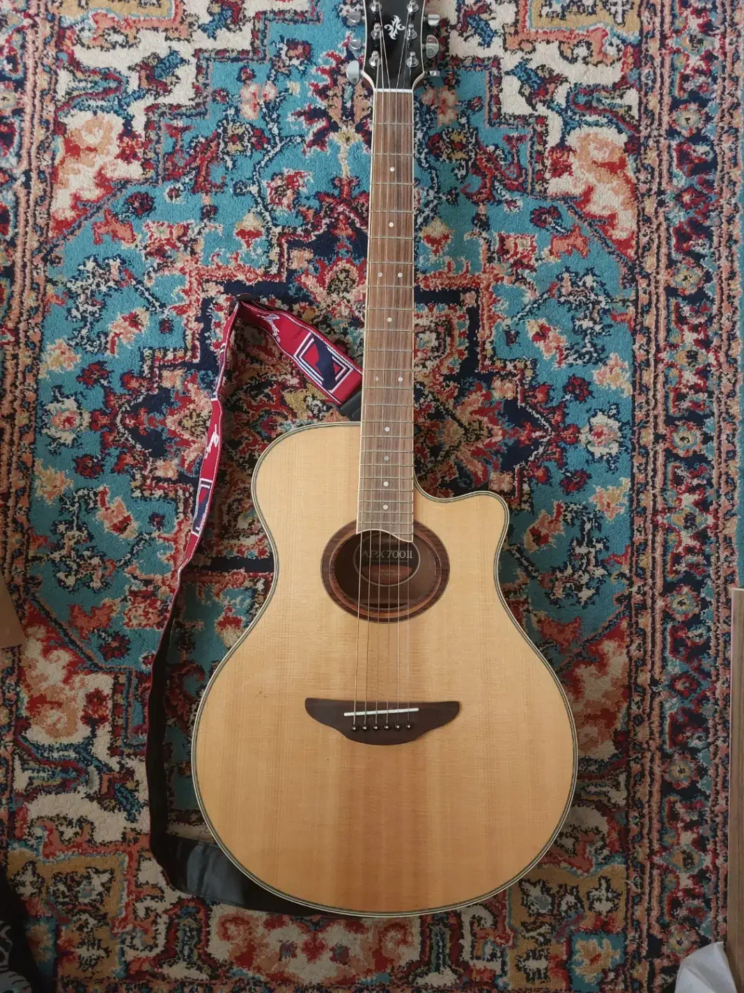 گیتار اکوستیک یاماها مدل APX700ii|گیتار، بیس، امپلیفایر|تهران, مولوی|دیوار